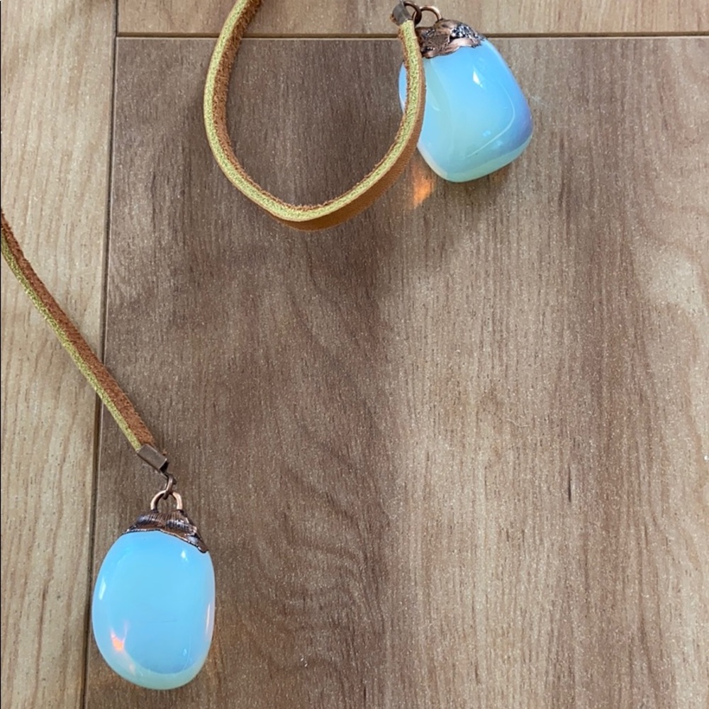 Free People (Ouroboros) Bolo See shell necklace - Picture 5 of 8